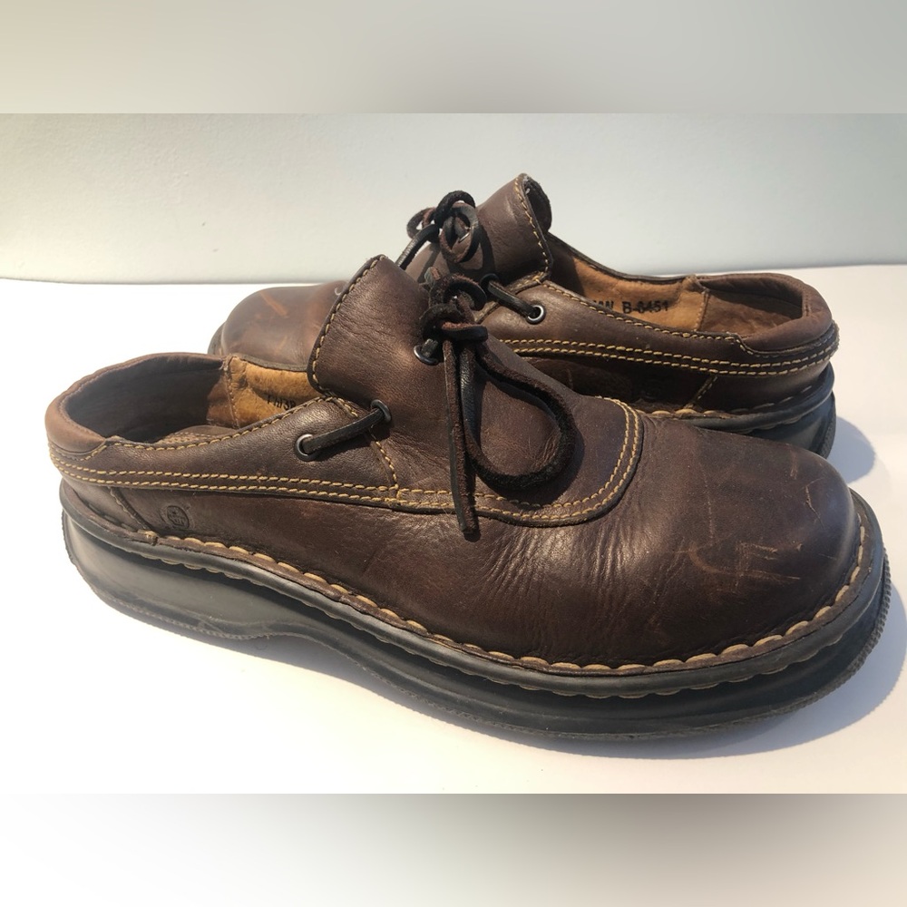 Born brown leather 7.5 loafers shoes
